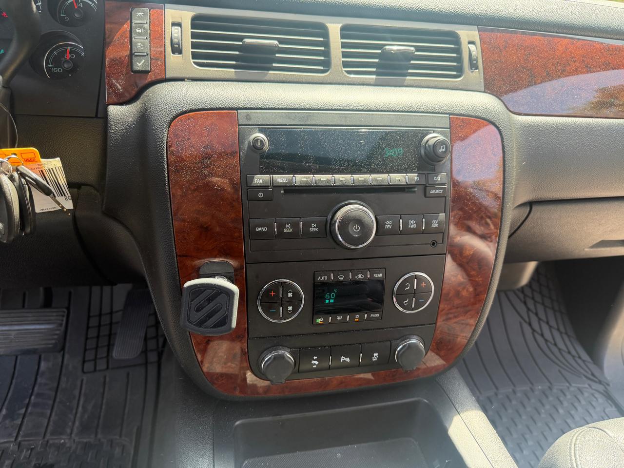 Chevrolet Tahoe LT 4WD 2013