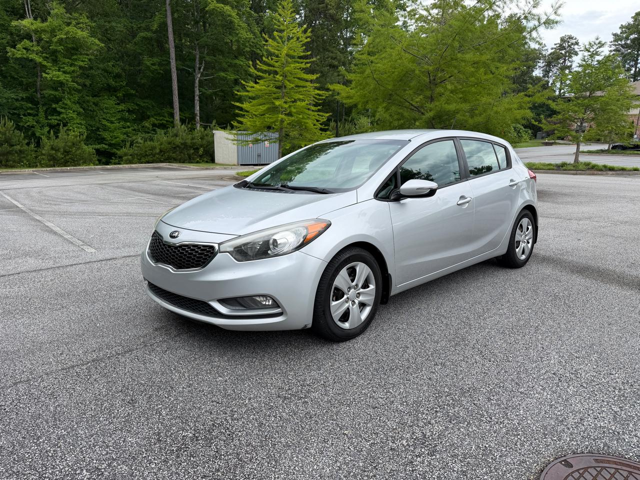 Kia Forte 5-Door LX 2016
