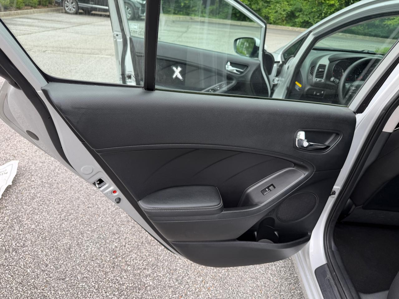 Kia Forte 5-Door LX 2016