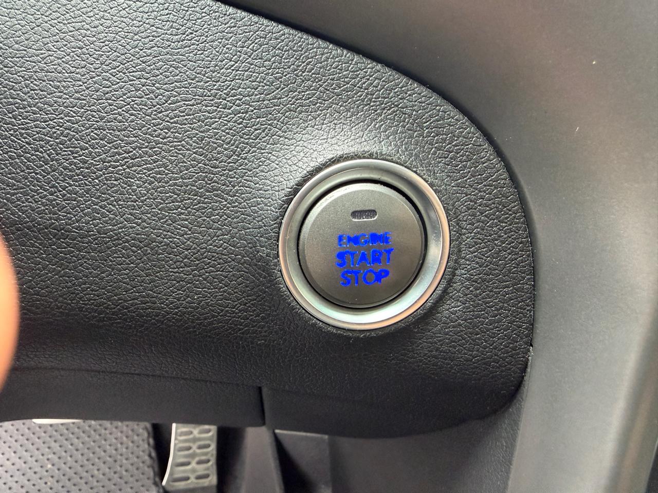 Hyundai Elantra SE 6AT 2015