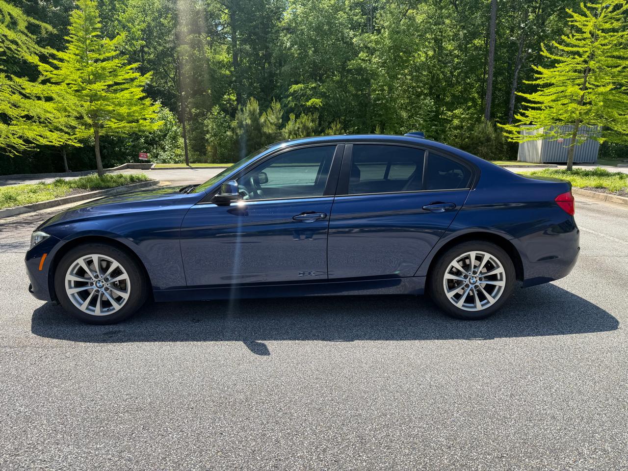 BMW 3-Series 320i xDrive Sedan 2016
