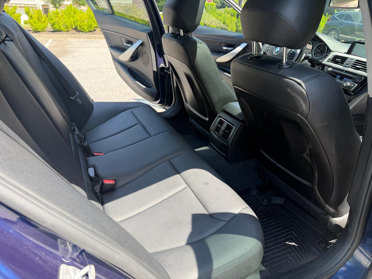 BMW 3-Series 320i xDrive Sedan 2016