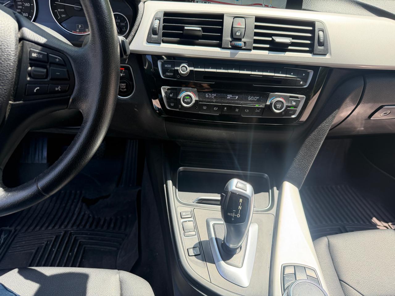 BMW 3-Series 320i xDrive Sedan 2016