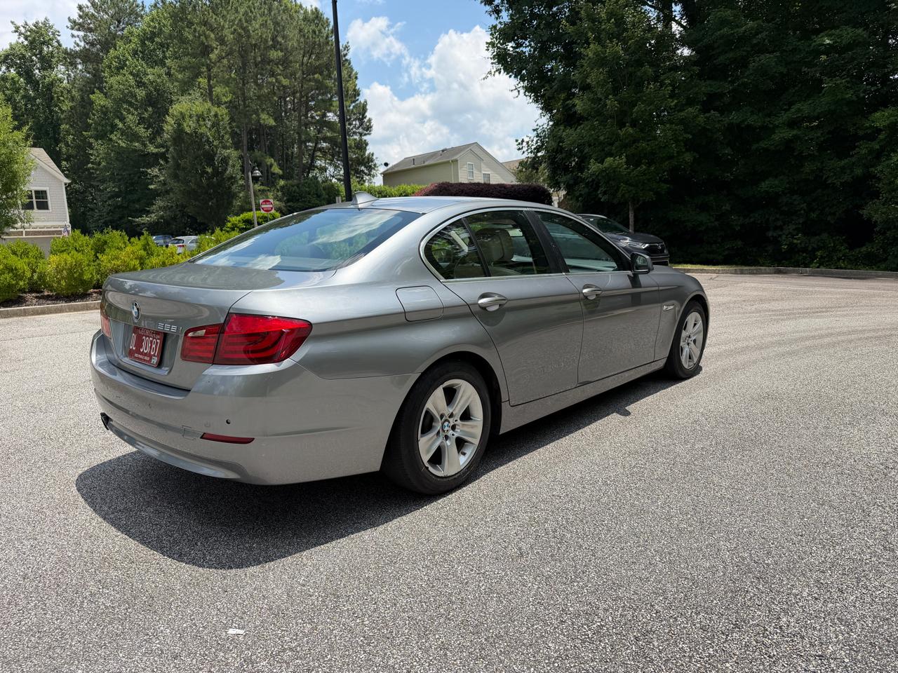 BMW 5-Series 528i 2012