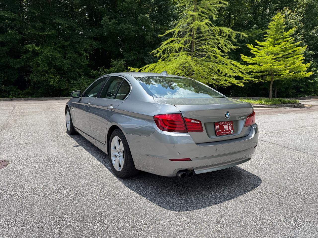 BMW 5-Series 528i 2012