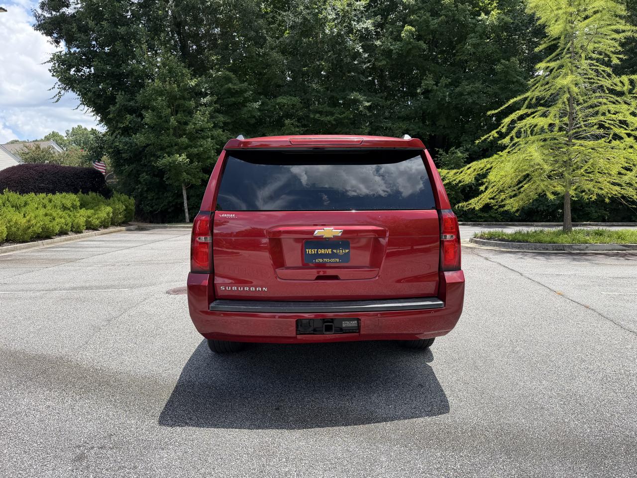 Chevrolet Suburban LT 1500 4WD 2015