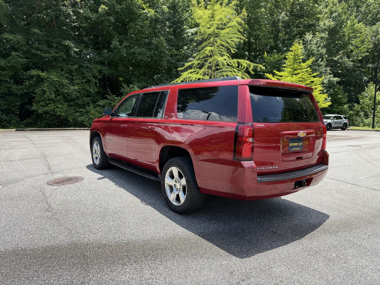 Chevrolet Suburban LT 1500 4WD 2015