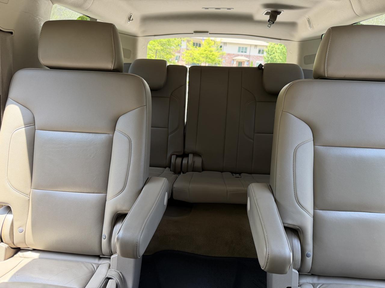 Chevrolet Suburban LT 1500 4WD 2015