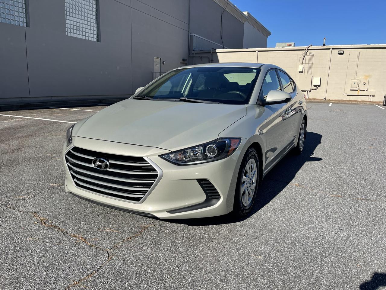 2018 Hyundai Elantra SE 6AT