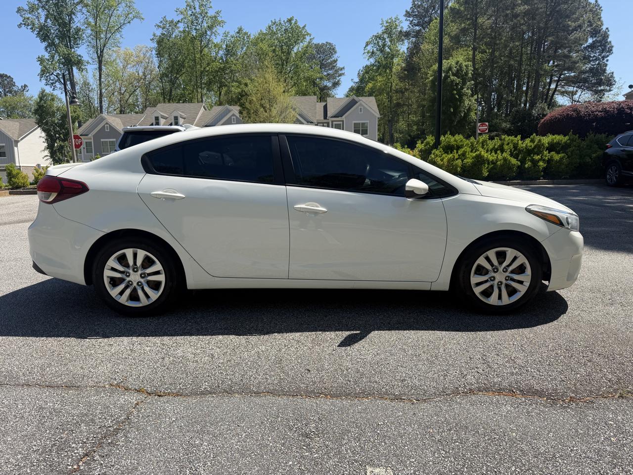 Kia Forte LX 6A 2017