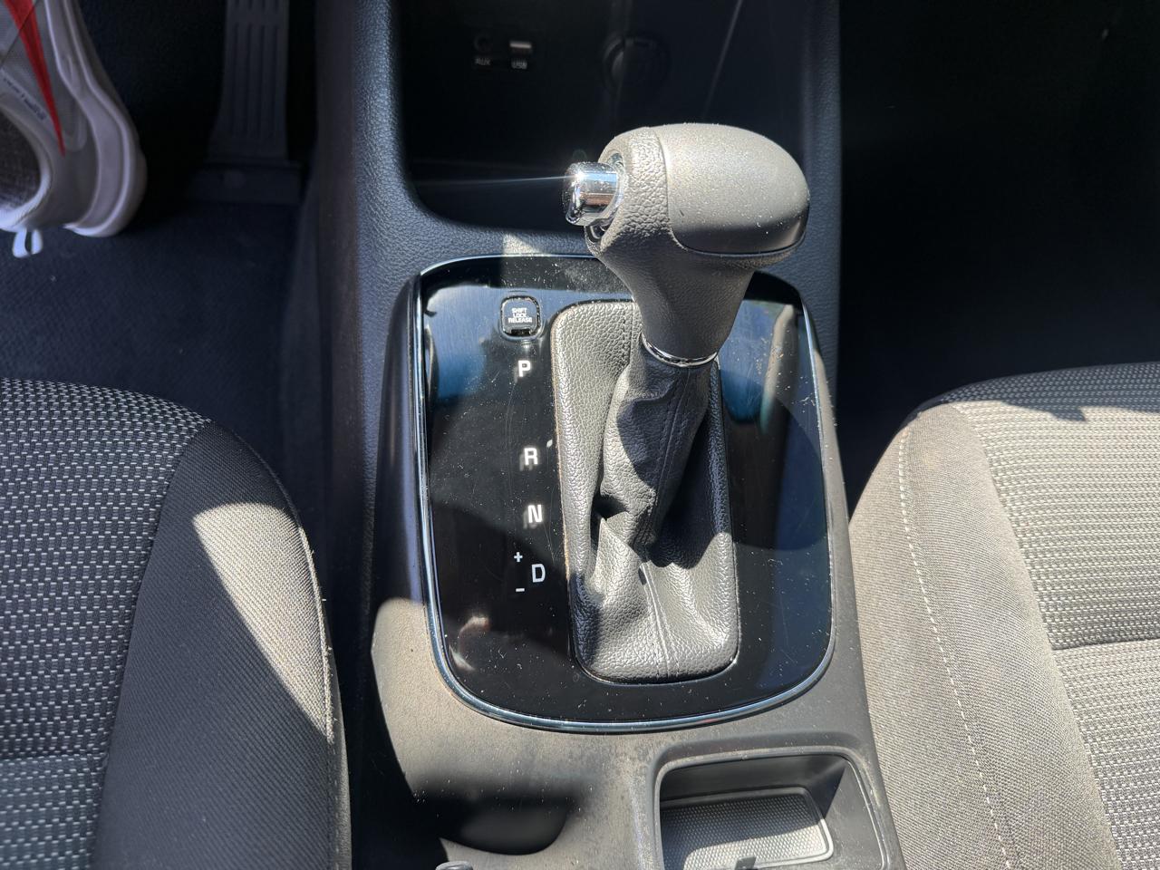 Kia Forte LX 6A 2017