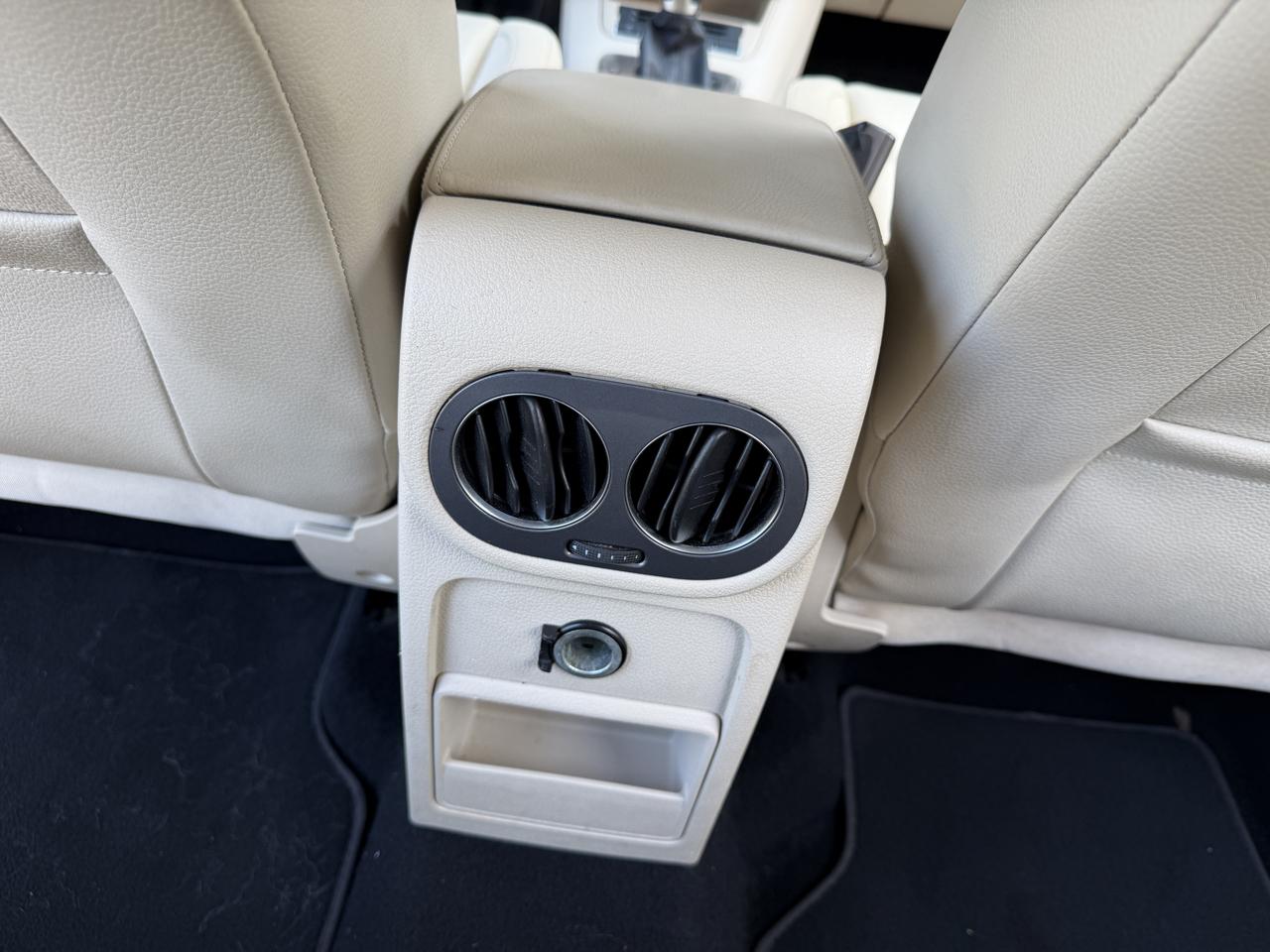 Volkswagen Tiguan S 2014