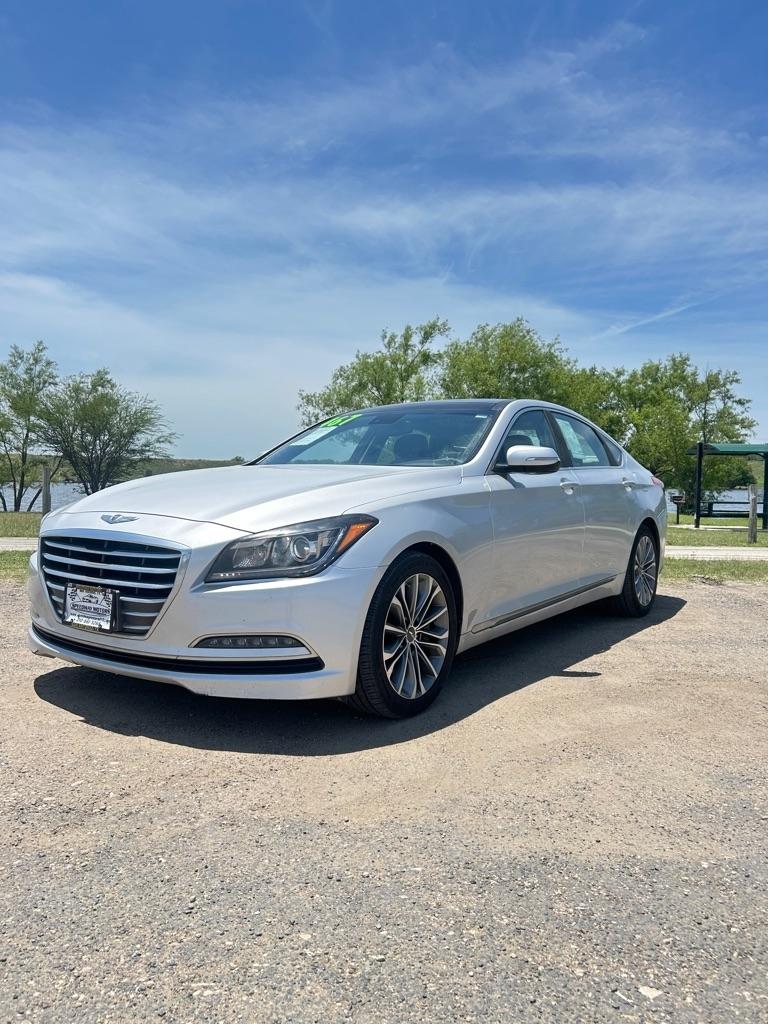 2016 Hyundai Genesis 3.8 RWD's photo
