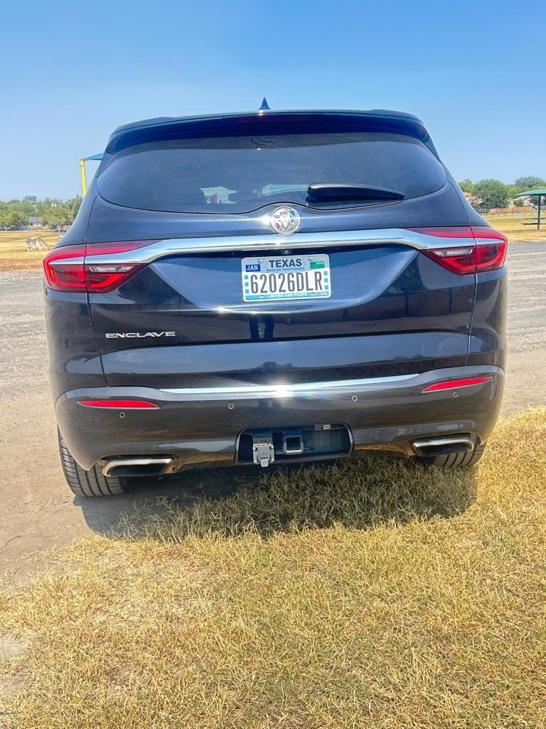 Buick Enclave photo 4