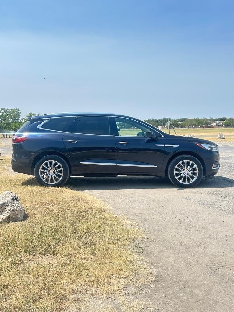Buick Enclave photo 6