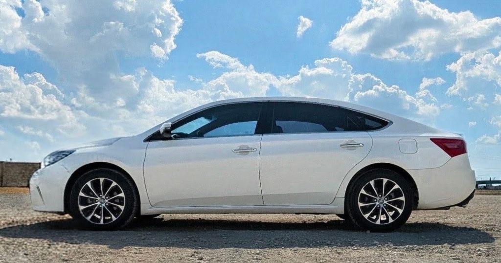 Toyota Avalon XLE 2016