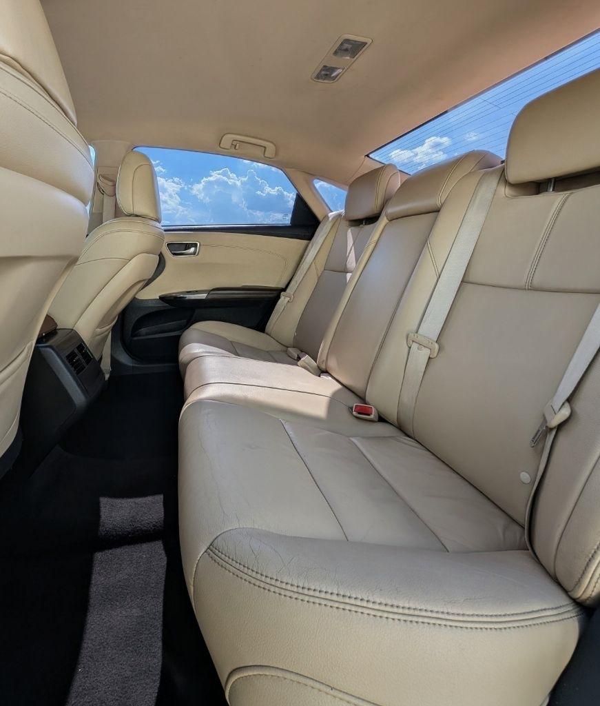 Toyota Avalon XLE 2016