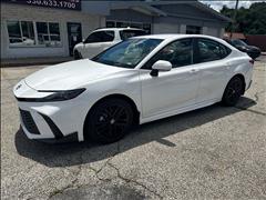 2025 Toyota Camry Hybrid 