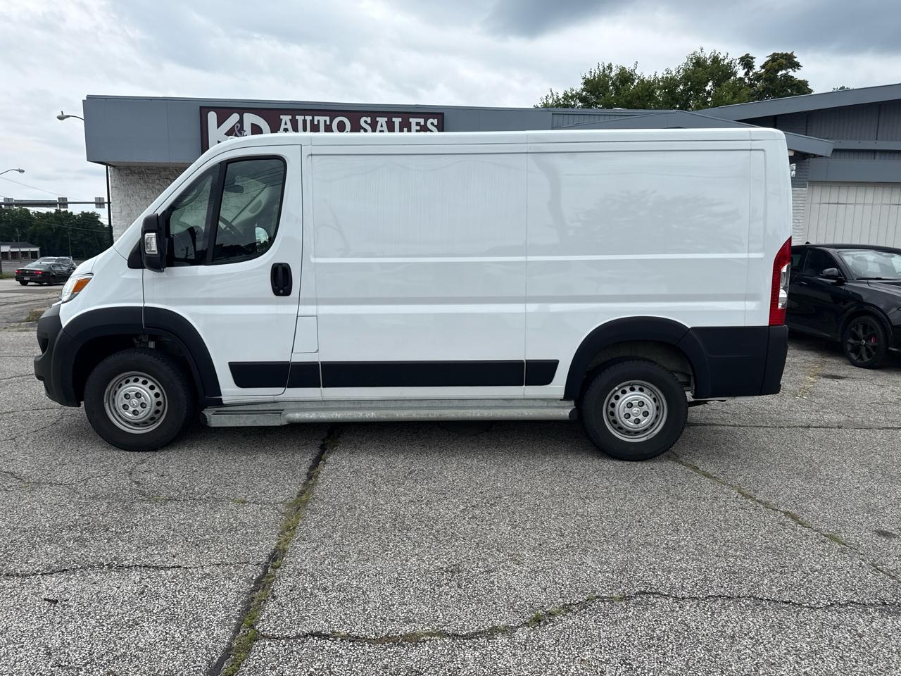 2025 RAM Promaster 2500 STANDARD