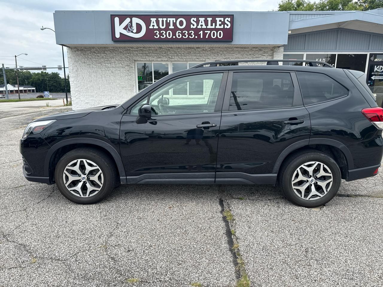 2024 Subaru Forester PREMIUM