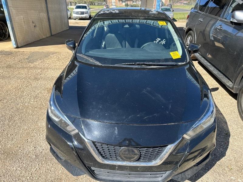 Nissan Versa SV 2021