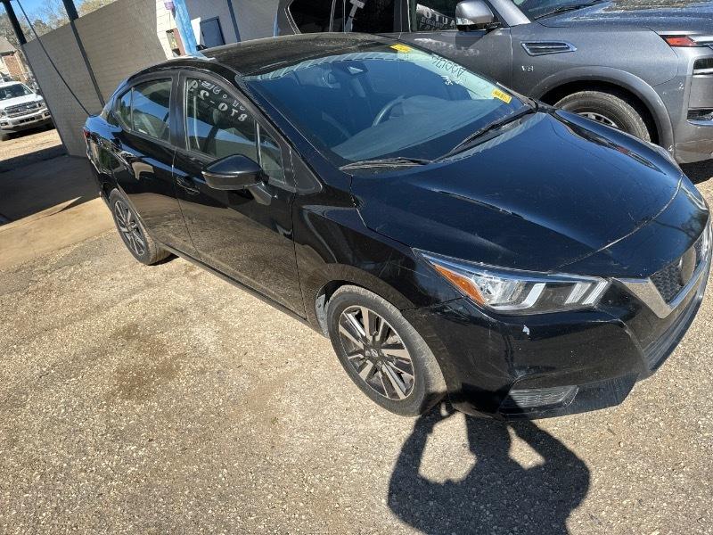 Nissan Versa SV 2021