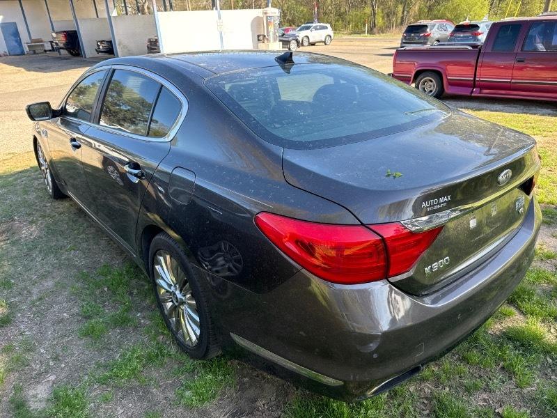 Kia K900 V8 2015