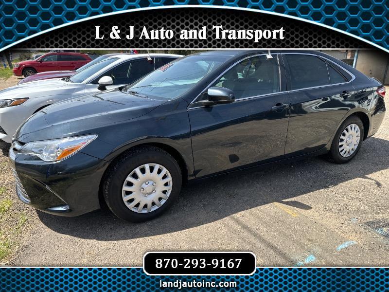 Toyota Camry SE 2017