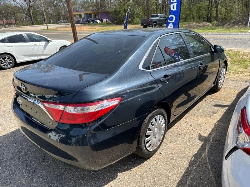 Toyota Camry SE 2017