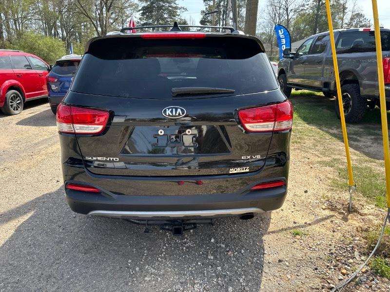 Kia Sorento EX V6 2WD 2016