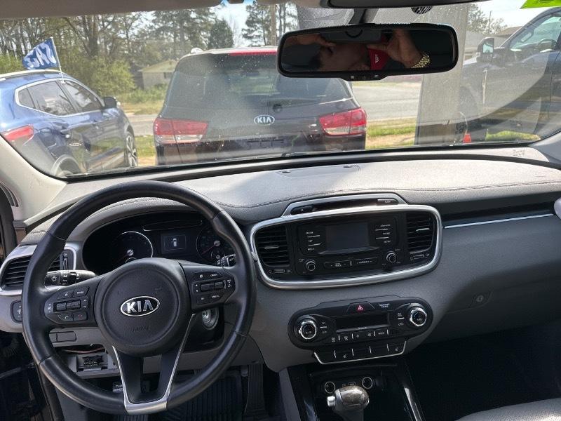 Kia Sorento EX V6 2WD 2016