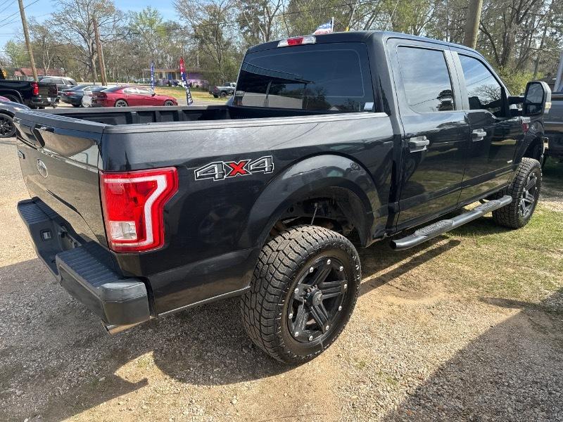 Ford F-150 XL SuperCrew 5.5-ft. Bed 4WD 2015