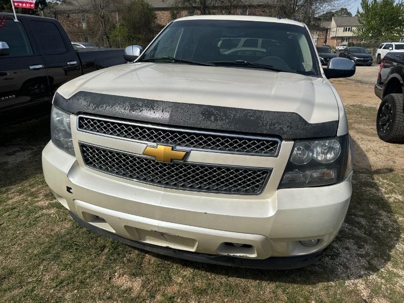 Chevrolet Avalanche LTZ 4WD 2013