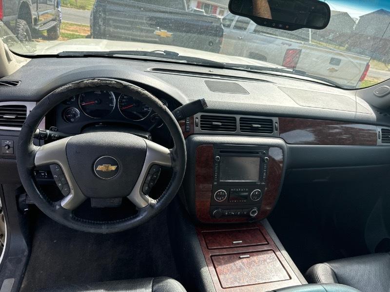 Chevrolet Avalanche LTZ 4WD 2013