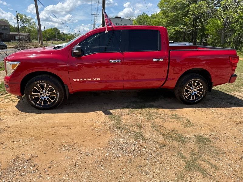 Nissan Titan Platinum Reserve Crew Cab 4WD 2020