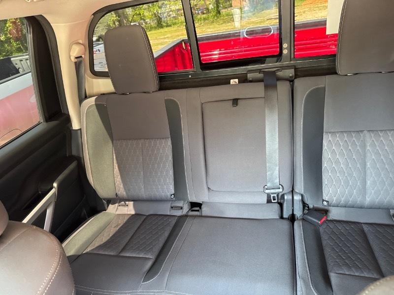 Nissan Titan Platinum Reserve Crew Cab 4WD 2020