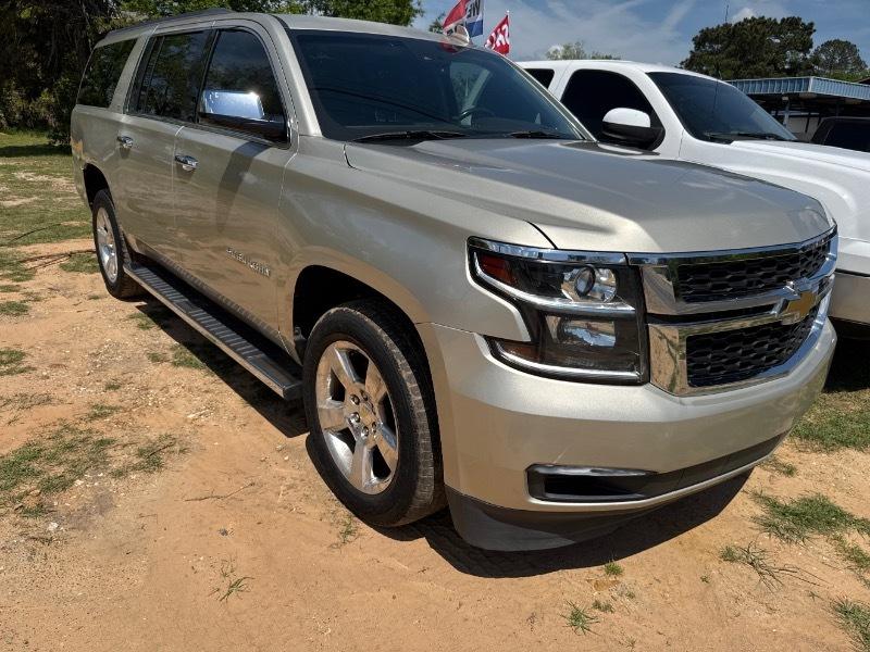 Chevrolet Suburban LT 4WD 2016