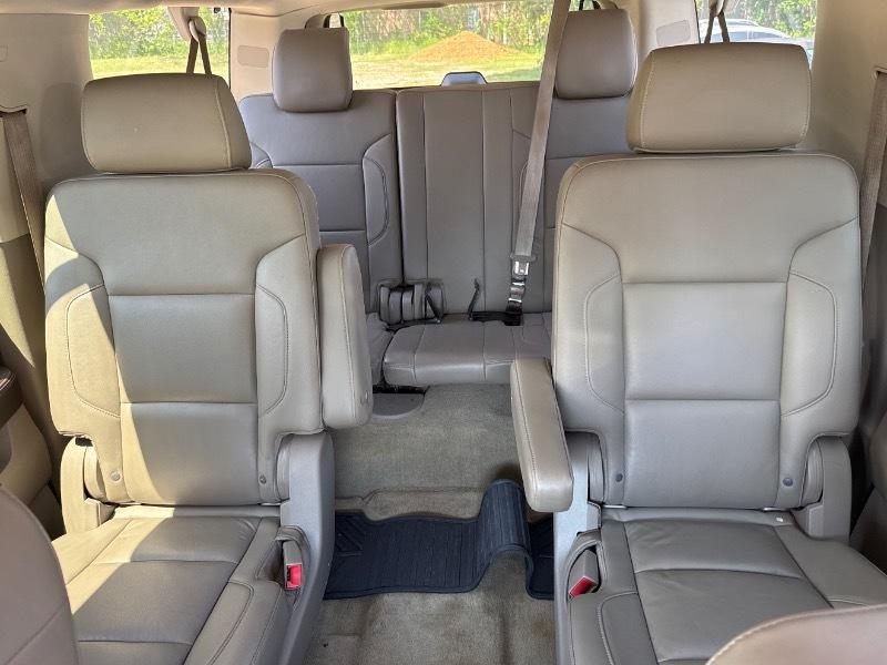 Chevrolet Suburban LT 4WD 2016