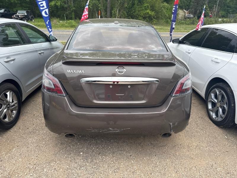 Nissan Maxima SV 2013