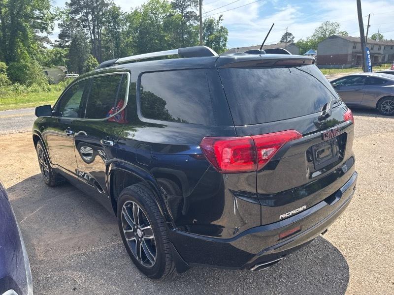 GMC Acadia Denali 2017