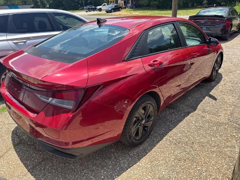 Hyundai Elantra SEL 2023