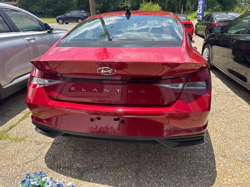 Hyundai Elantra SEL 2023