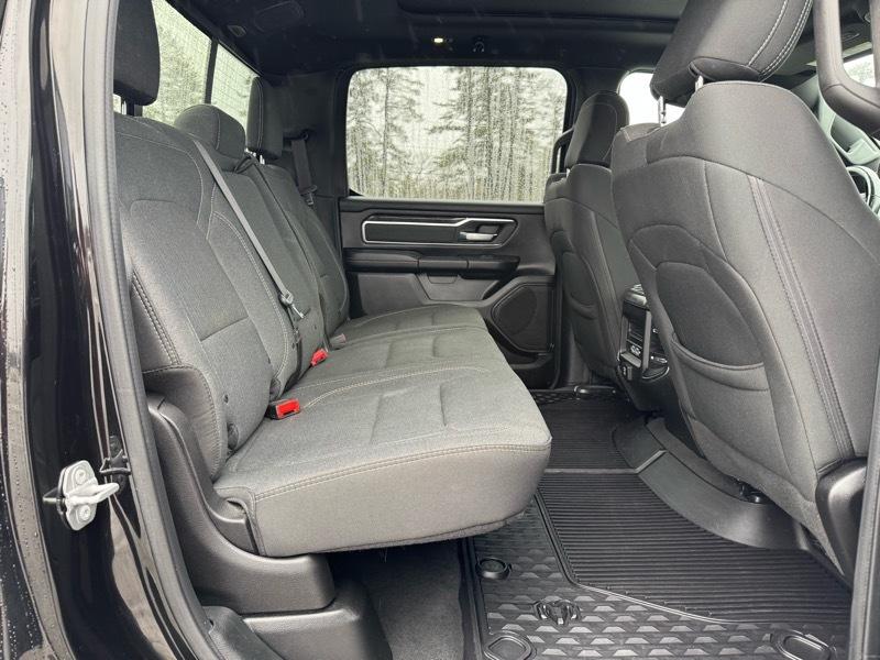 RAM 1500 Big Horn Crew Cab SWB 4WD 2019