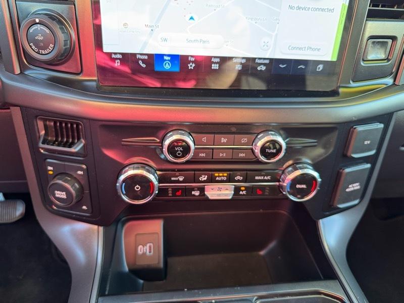 Ford F-150 XLT SuperCrew 4WD 2024