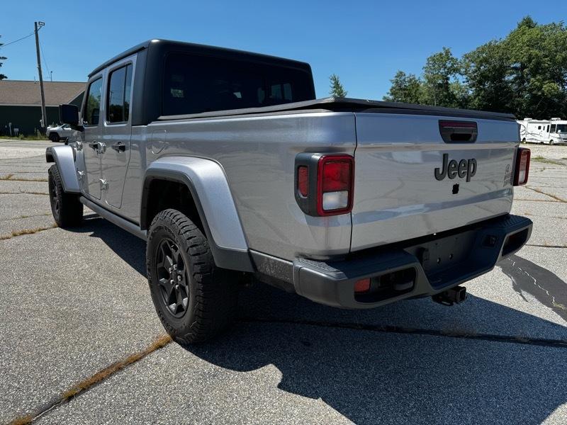 Jeep Gladiator Sport 2021