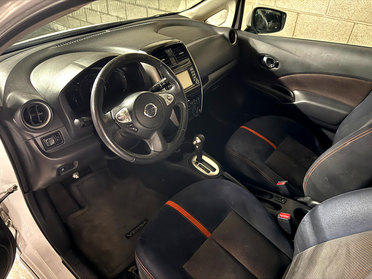 Nissan Versa Note SR 2015 Nissan Versa Note SR 2015