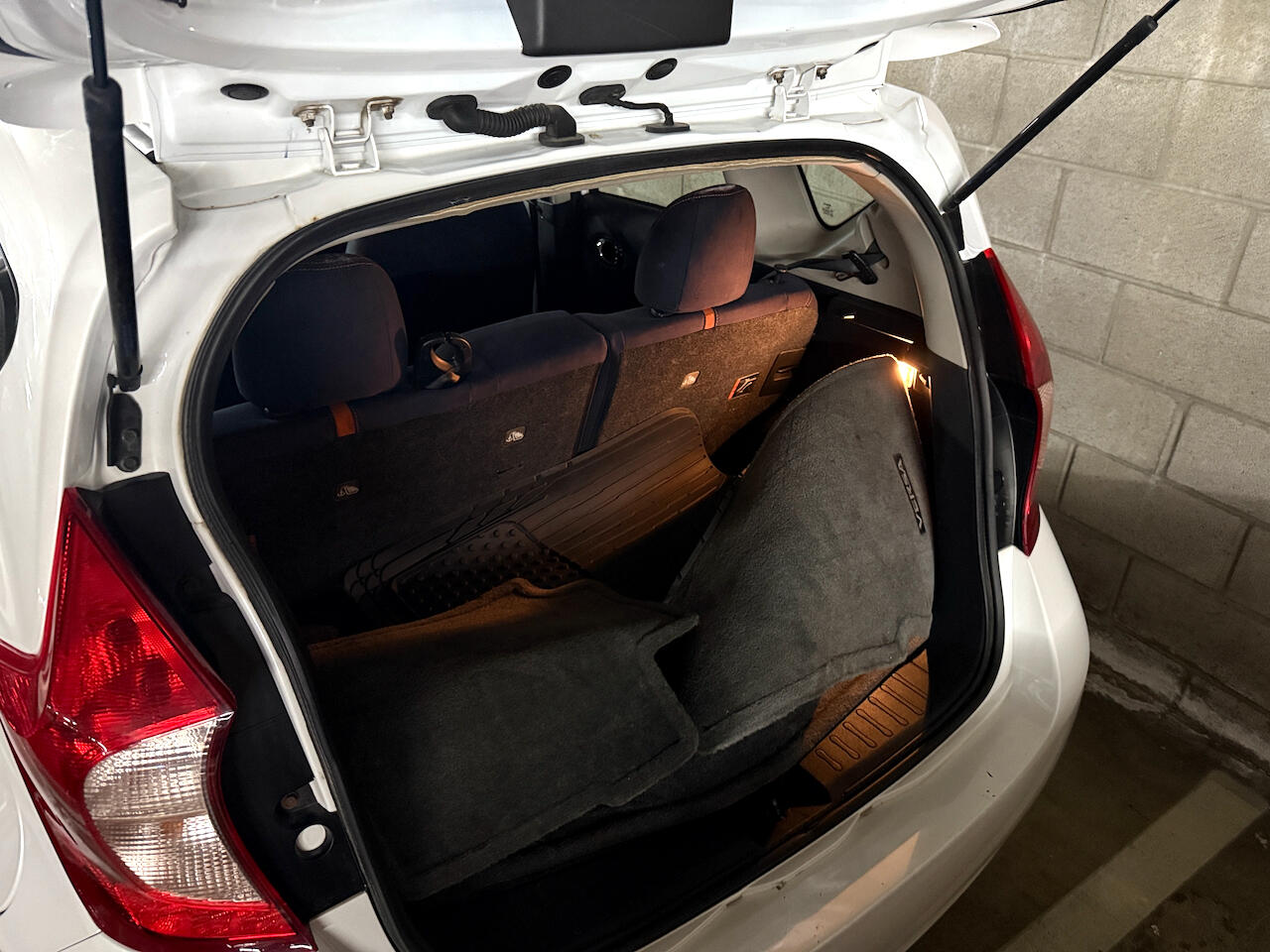 Nissan Versa Note SR 2015 Nissan Versa Note SR 2015