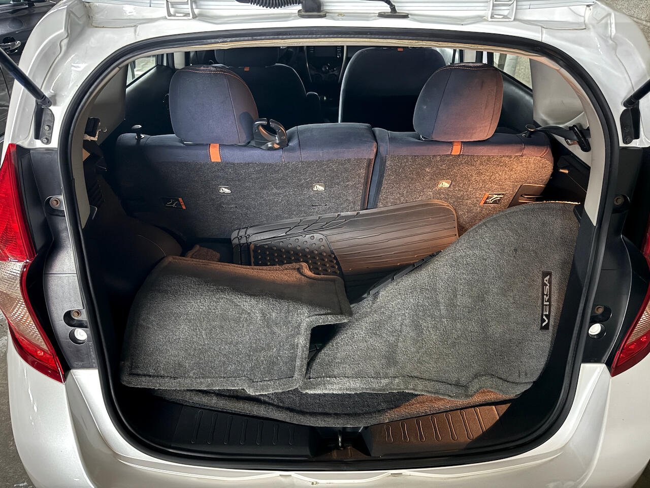 Nissan Versa Note SR 2015 Nissan Versa Note SR 2015