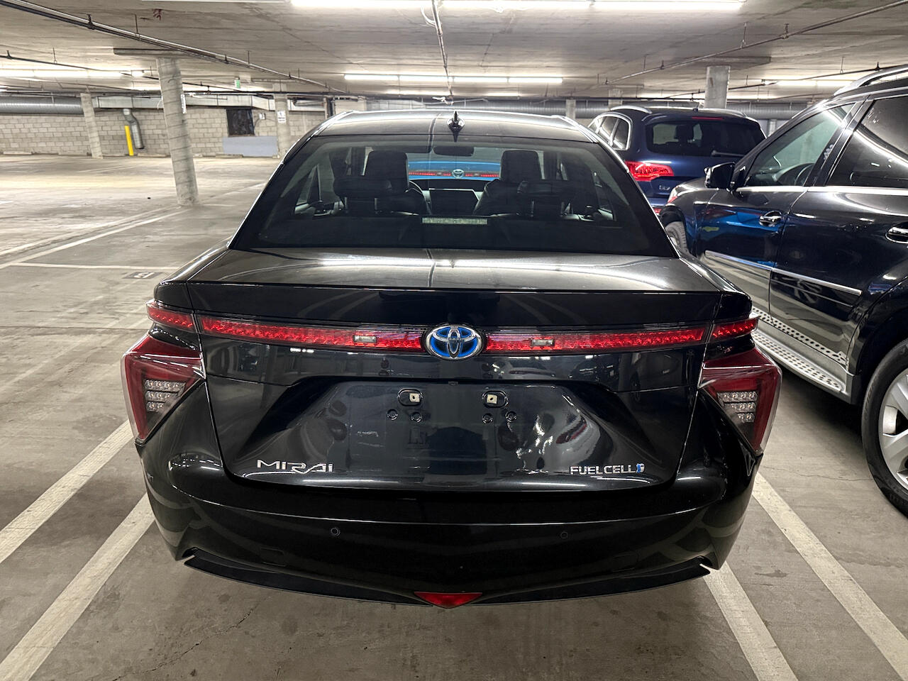 Toyota Mirai Sedan 2019 Toyota Mirai Sedan 2019