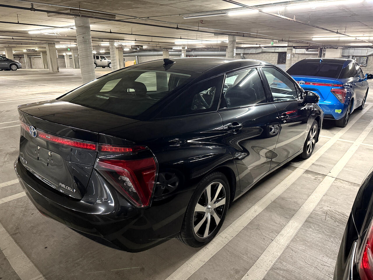 Toyota Mirai Sedan 2019 Toyota Mirai Sedan 2019